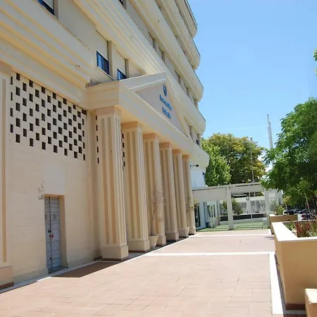Edificio Luxsevilla * Севилья