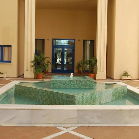 Edificio Luxsevilla Севилья
