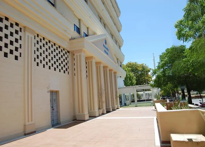 Edificio Luxsevilla * Sevilla